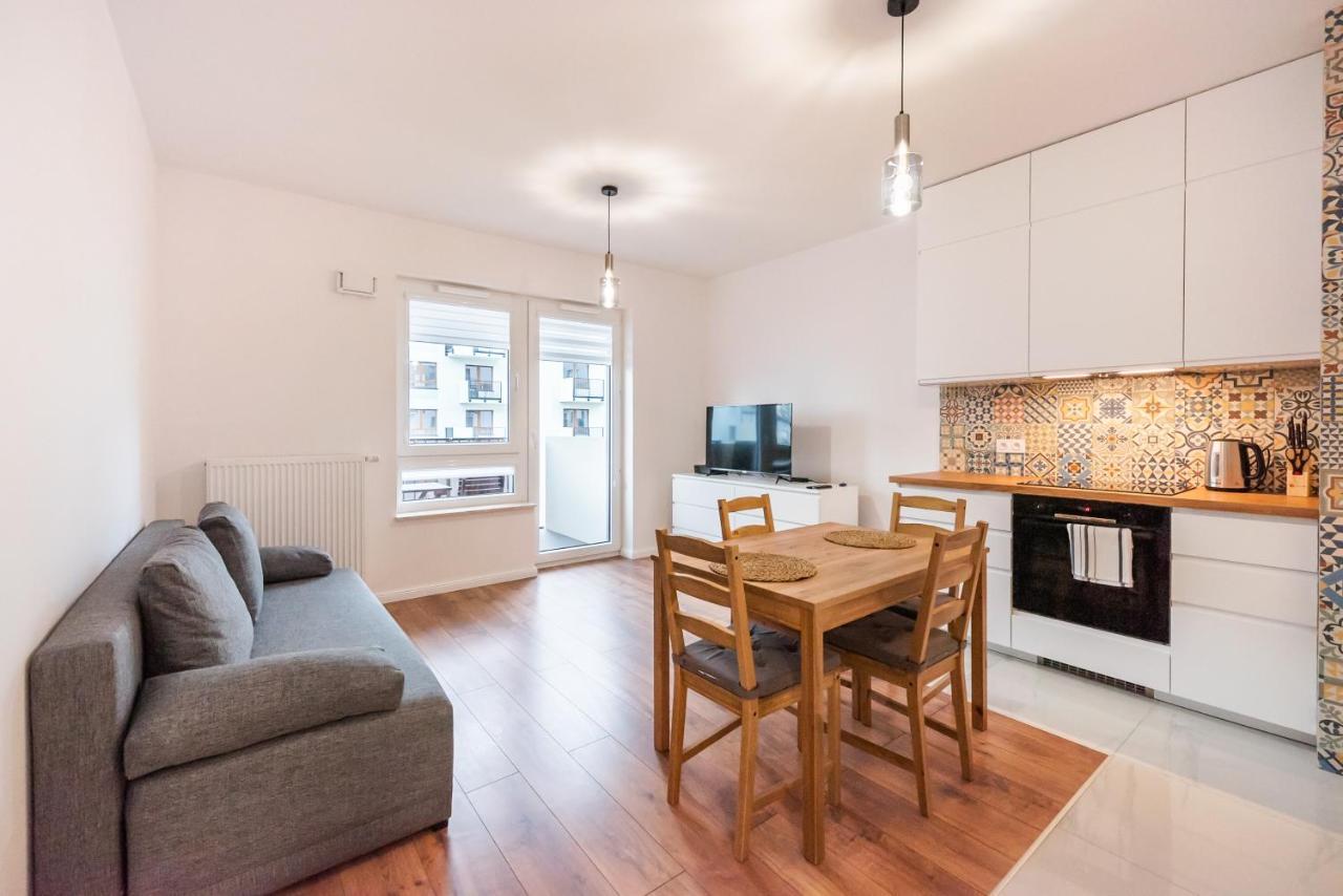 Saska Kepa Bright Apartament وارسو المظهر الخارجي الصورة