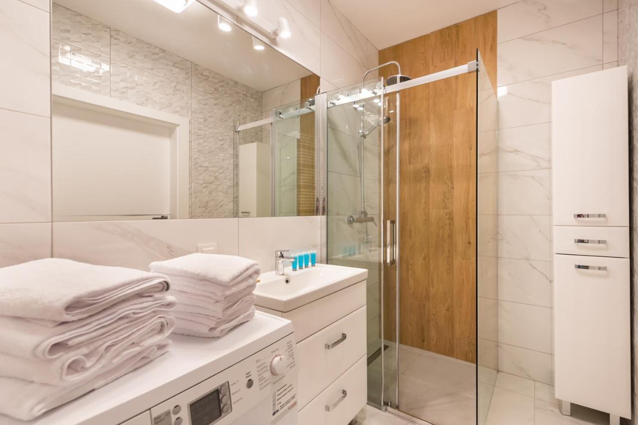 Saska Kepa Bright Apartament وارسو المظهر الخارجي الصورة