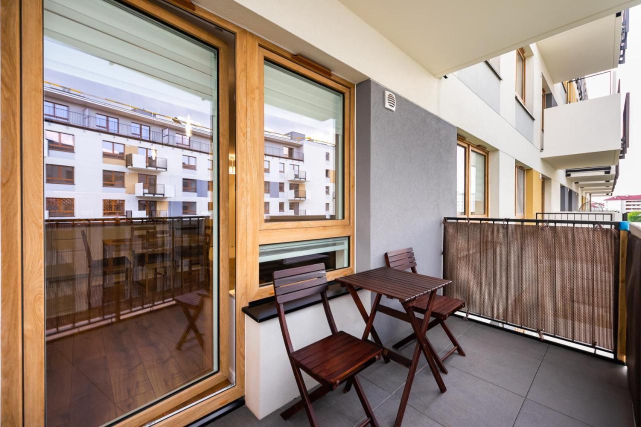 Saska Kepa Bright Apartament وارسو المظهر الخارجي الصورة