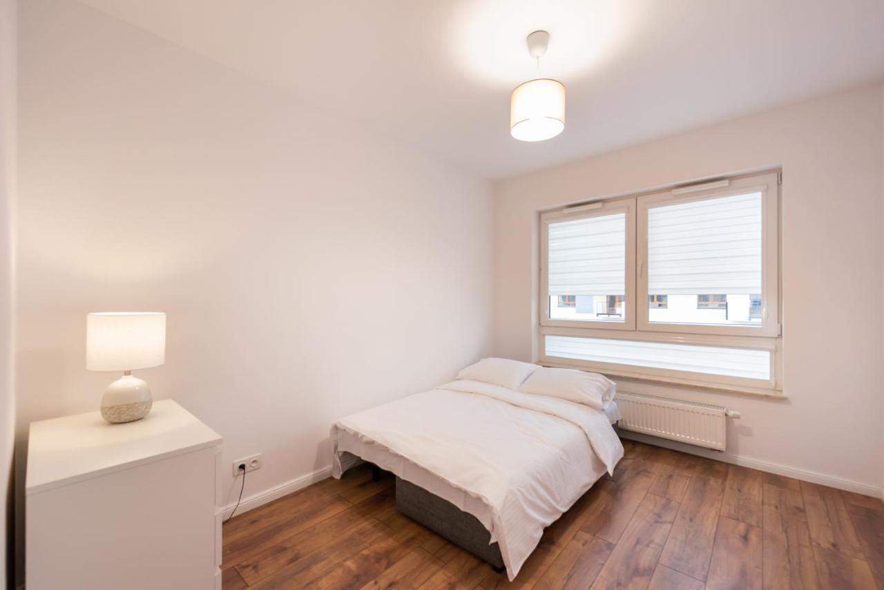 Saska Kepa Bright Apartament وارسو المظهر الخارجي الصورة